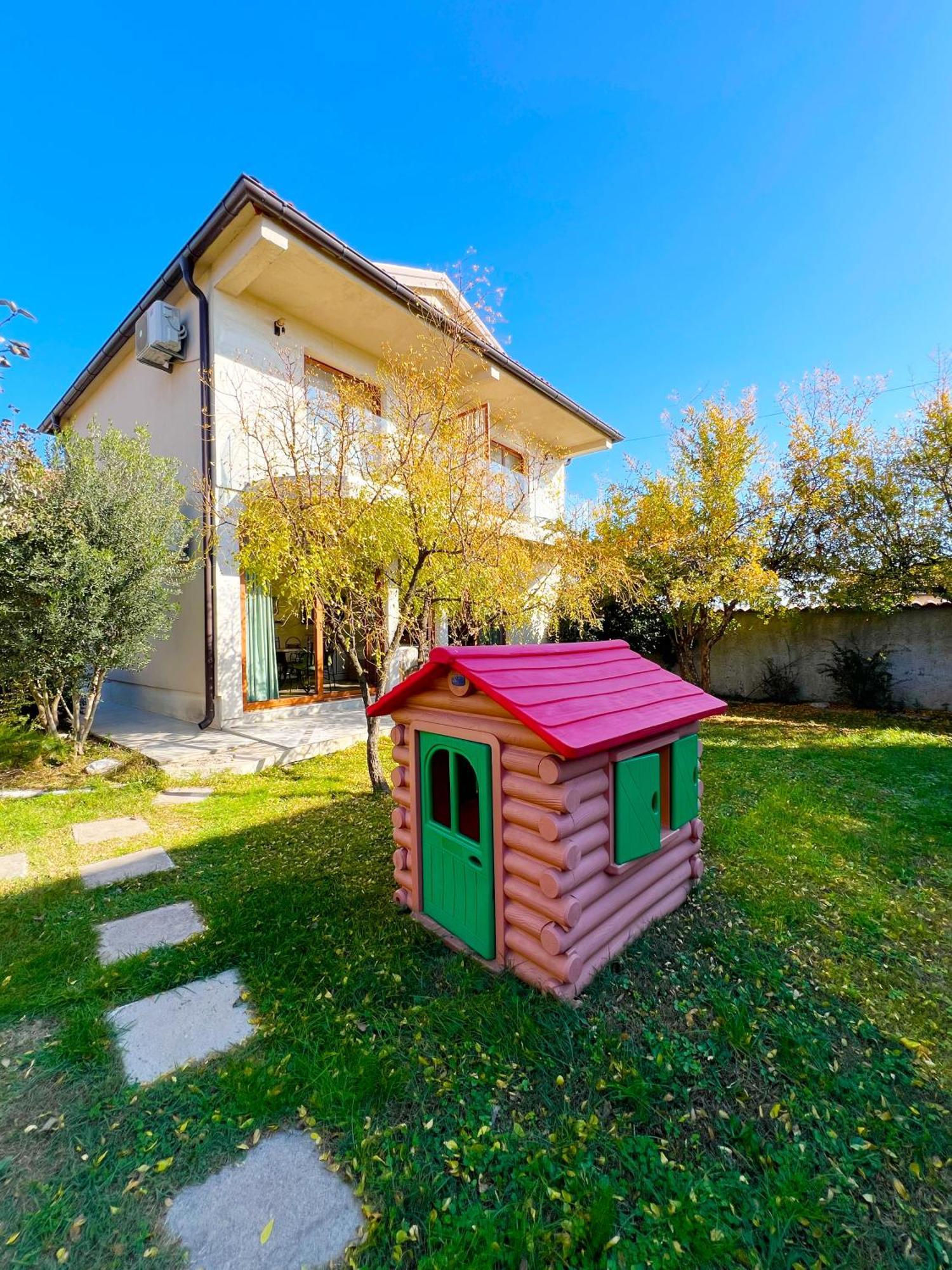 Apartments Aerodrom Podgorica Exterior foto