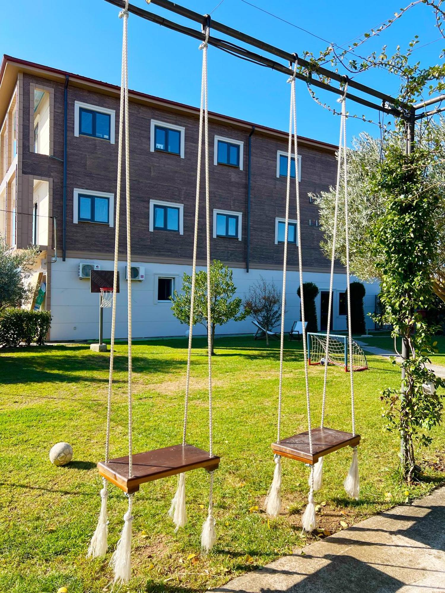 Apartments Aerodrom Podgorica Exterior foto